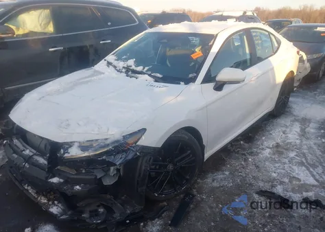 2025 Toyota Camry Se z USA, uszkodzony, nr VIN 4T1DAACK2SU092527